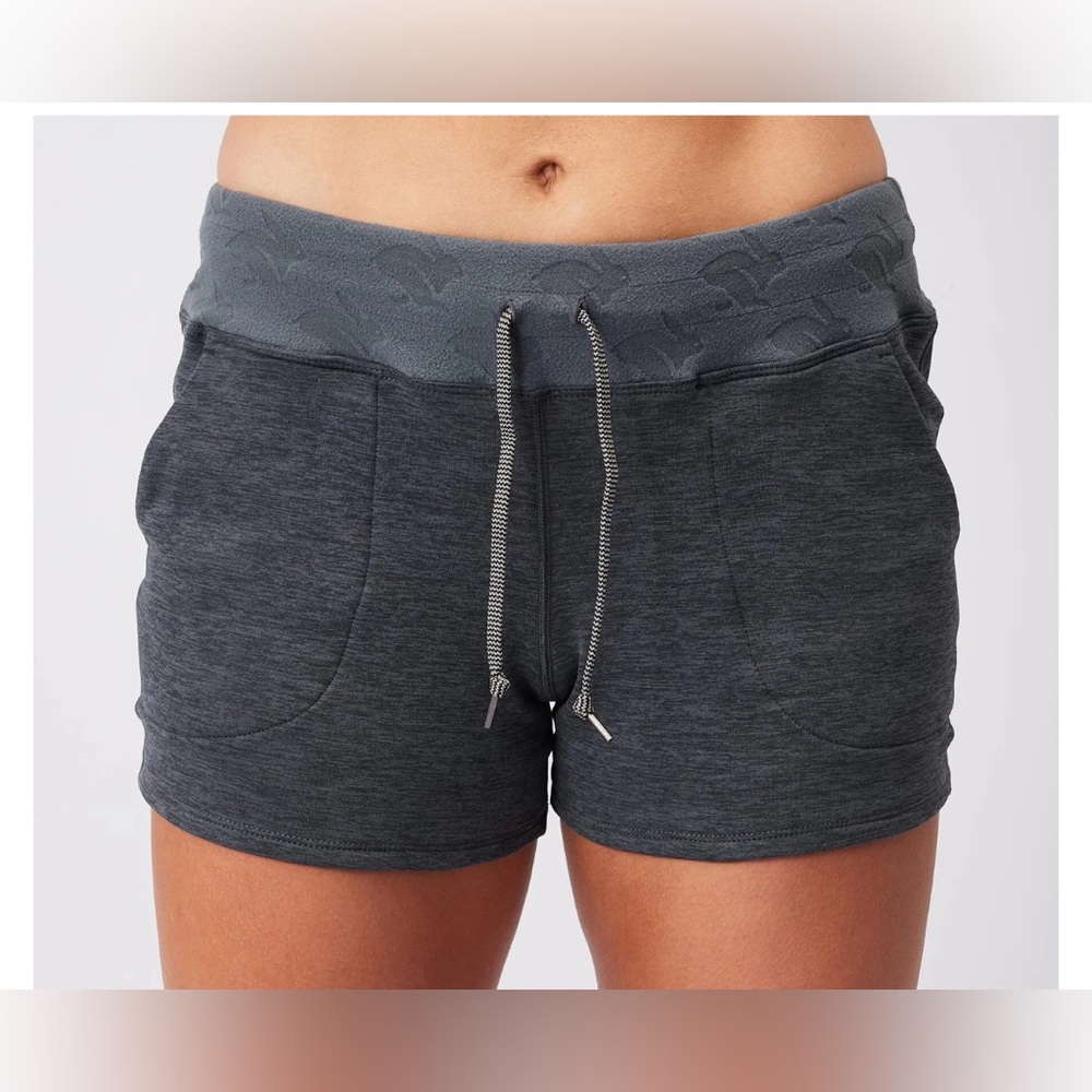 rabbit Women's Relaxer 3" Short- in Charcoal *NWOT